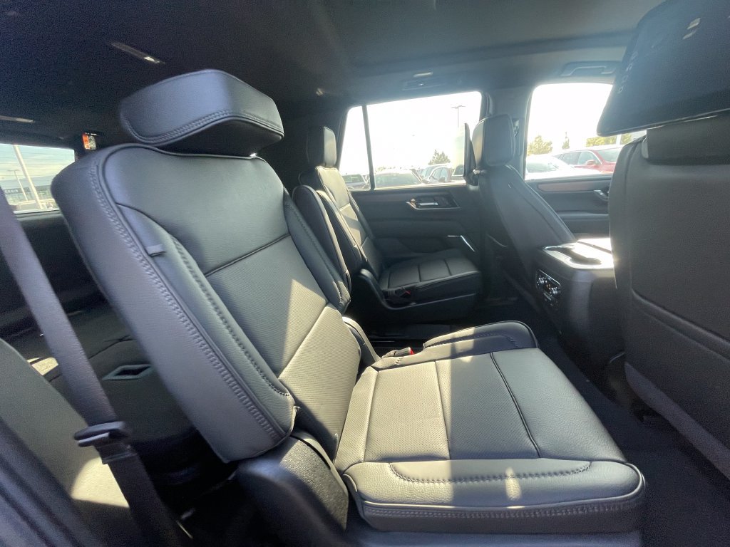New 2026 GMC Yukon Denali w/ Advanced Technology Package AWD/4WD image 27