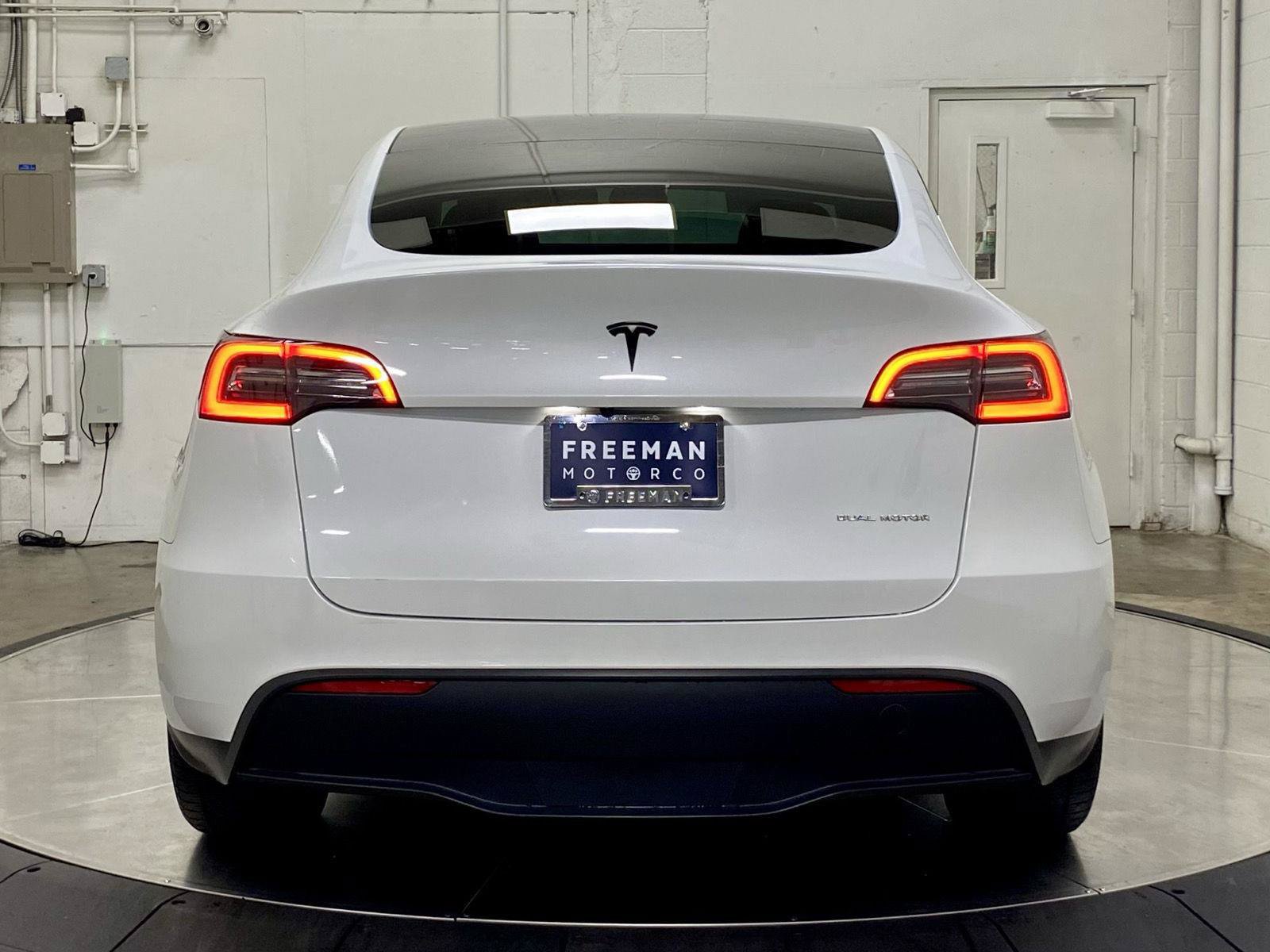 Used 2023 Tesla Model Y Long Range AWD/4WD image 8