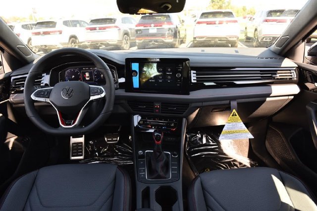 New 2027 Volkswagen Jetta GLI Autobahn FWD image 7