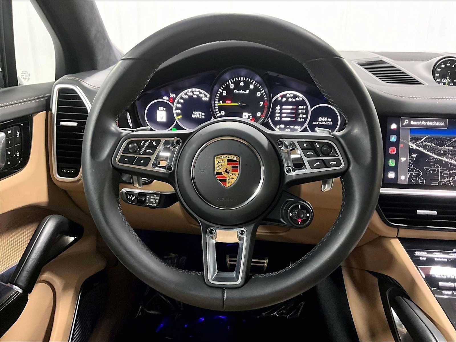 Used 2023 Porsche Cayenne Turbo S image 18