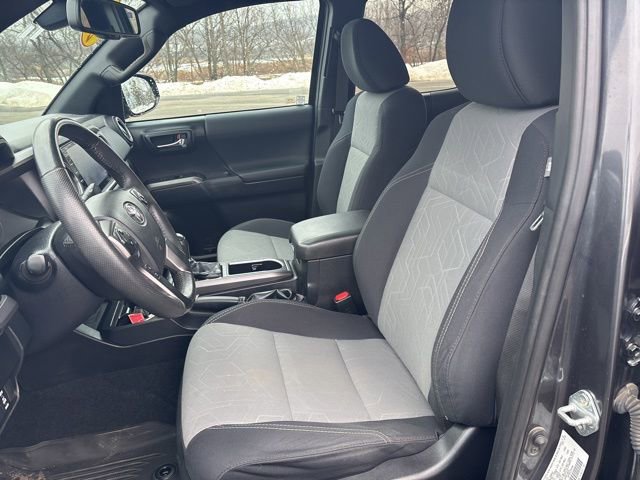 Used 2021 Toyota Tacoma TRD Off-Road image 37