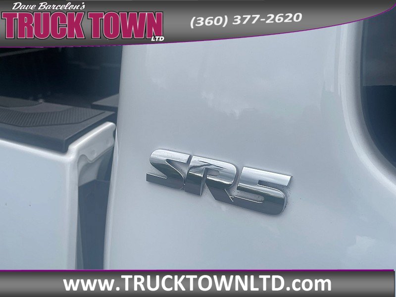 Used 2022 Toyota Tacoma SR5 w/ SR5 Appearance Package (SM) AWD/4WD image 32