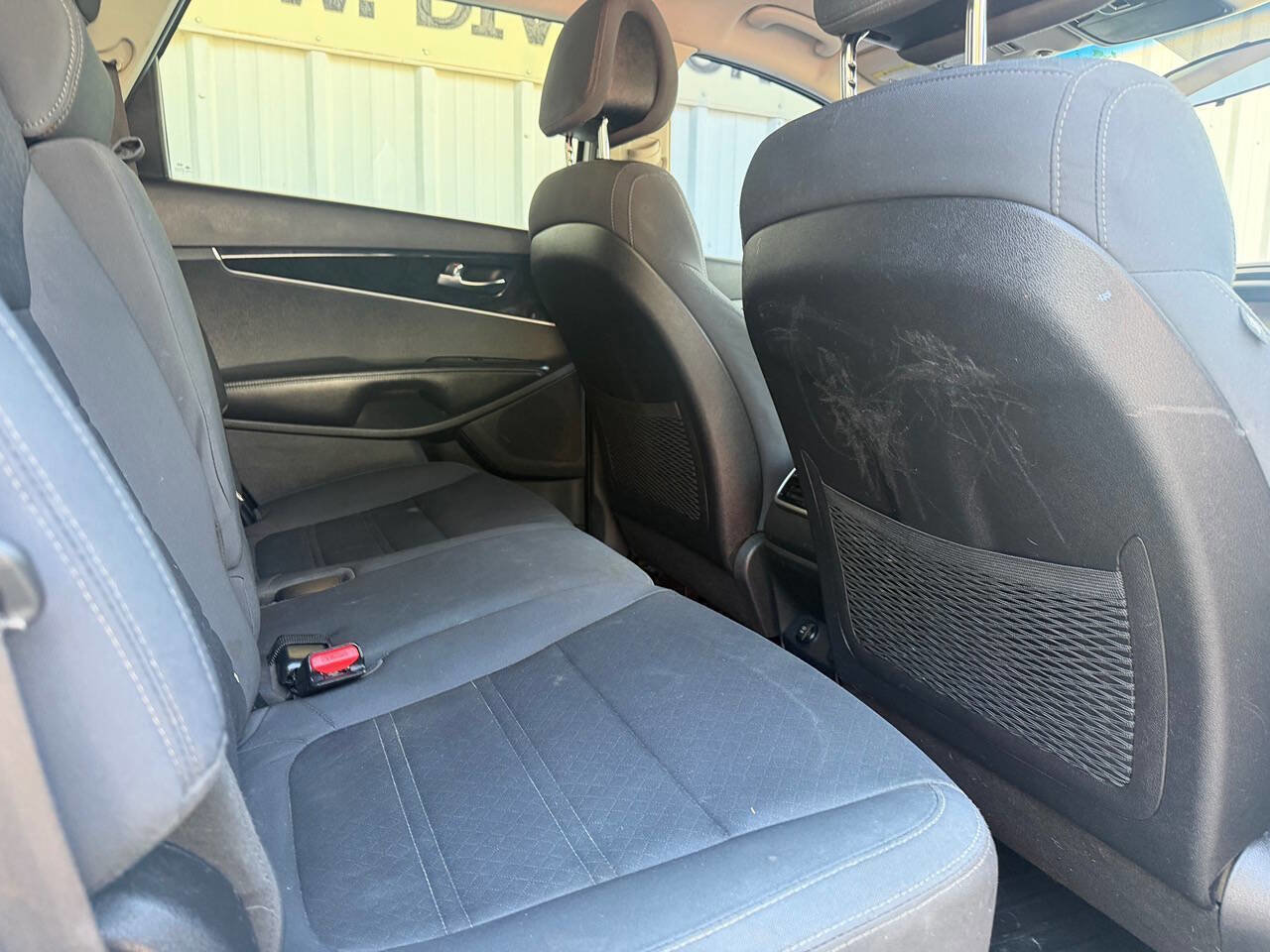 Used 2016 Kia Sorento LX image 27
