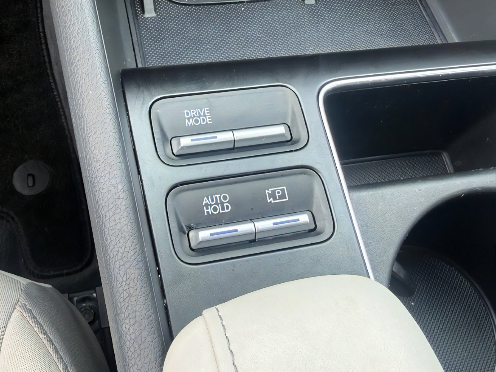 Used 2024 Hyundai Sonata SEL w/ Convenience Package FWD image 28