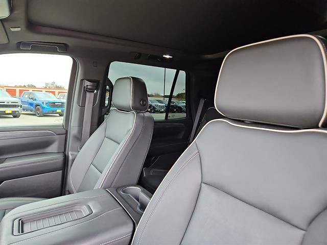 Certified 2023 GMC Yukon SLT w/ SLT Premium Package image 13