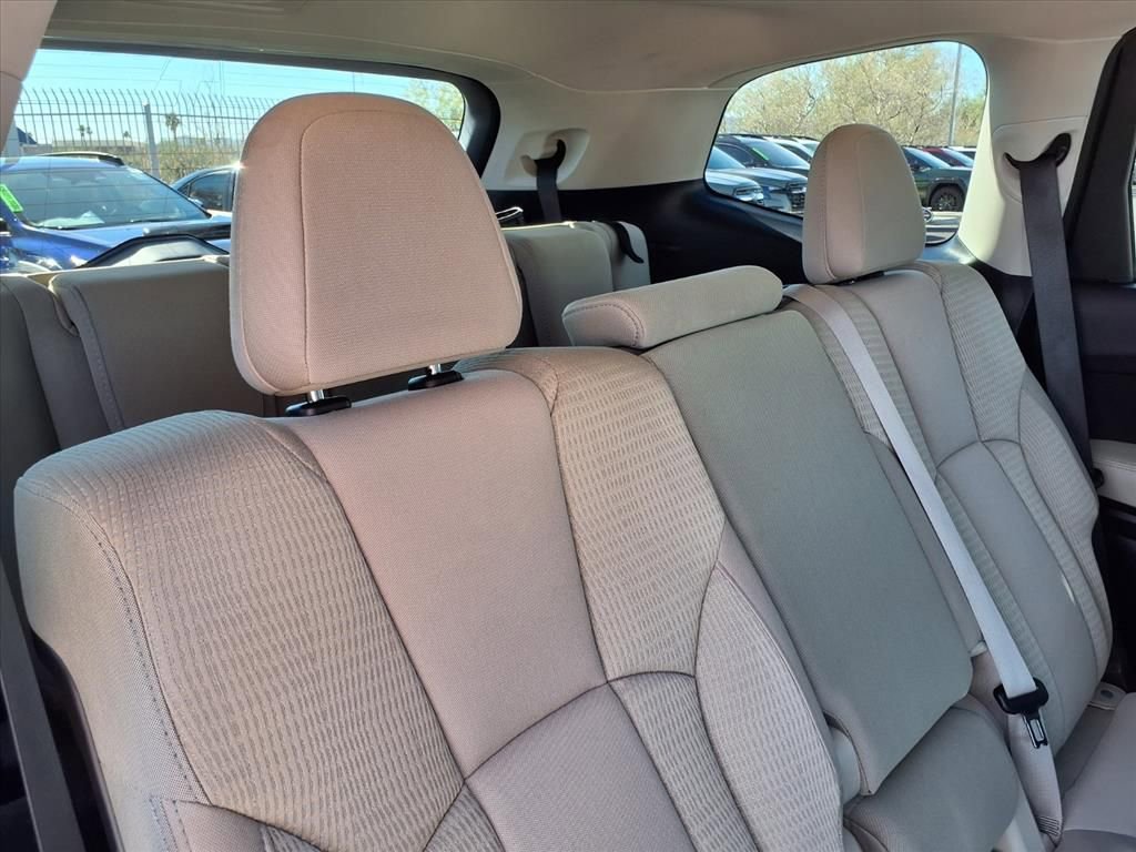 Certified 2025 Subaru Ascent Premium w/ Popular Package #2 image 23