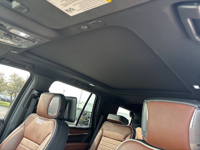 Certified 2023 GMC Yukon Denali Ultimate AWD/4WD image 29