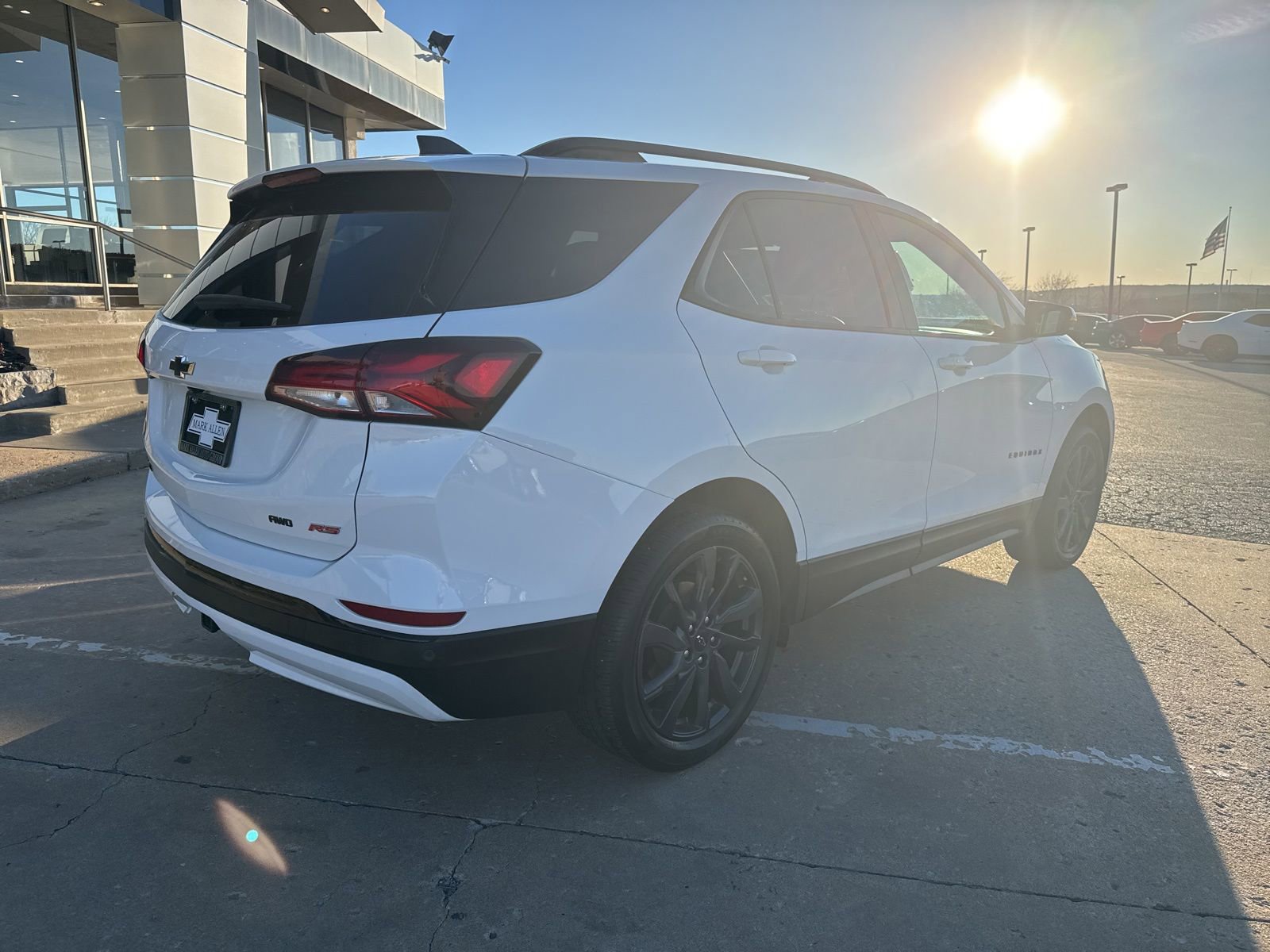 Used 2024 Chevrolet Equinox RS w/ RS Leather Package image 3