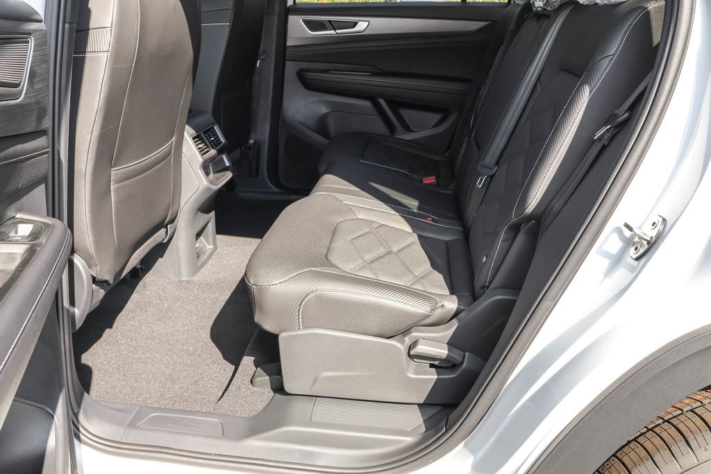 New 2026 Volkswagen Atlas Cross Sport SE AWD/4WD image 33