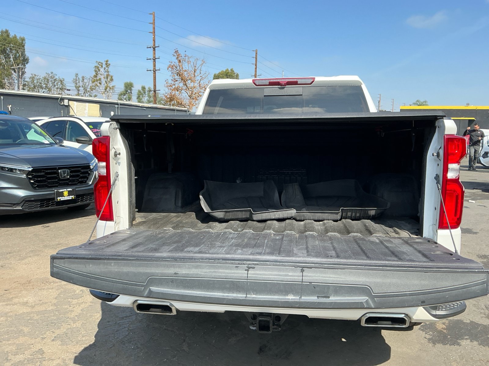 Used 2022 Chevrolet Silverado 1500 High Country AWD/4WD image 26
