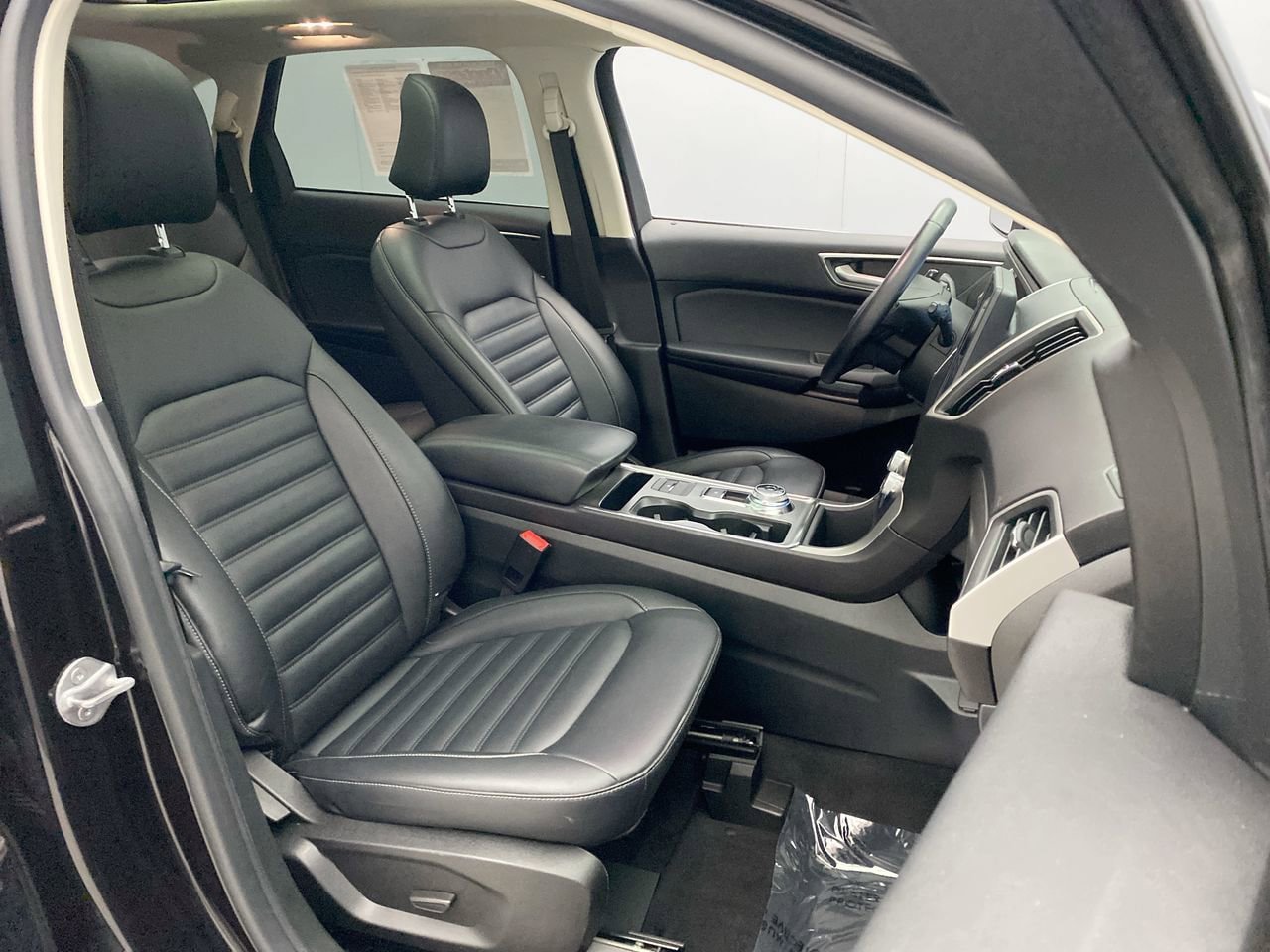 Used 2022 Ford Edge SEL w/ Convenience Package AWD/4WD image 23