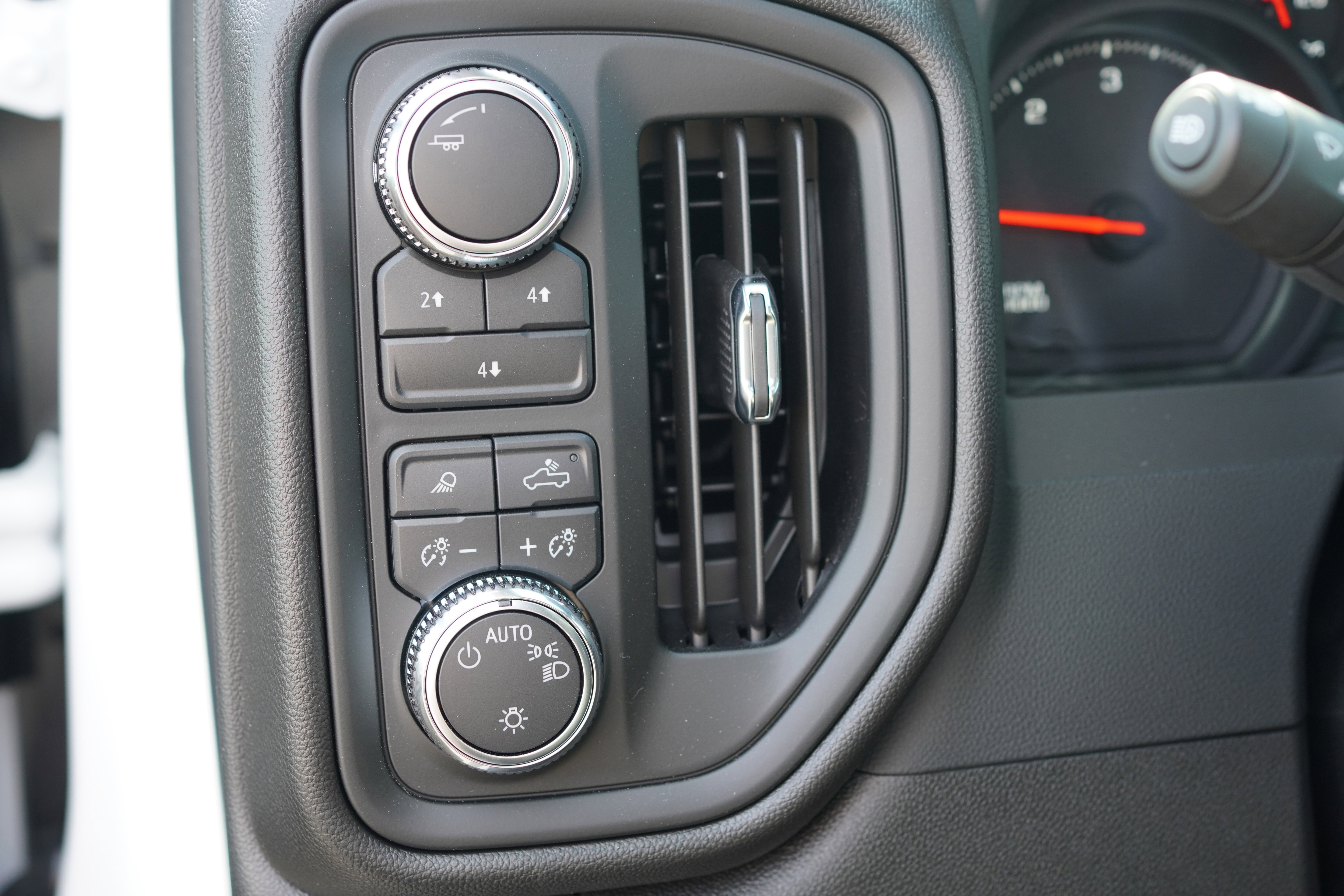 New 2025 GMC Sierra 3500 Pro w/ Convenience Package image 17