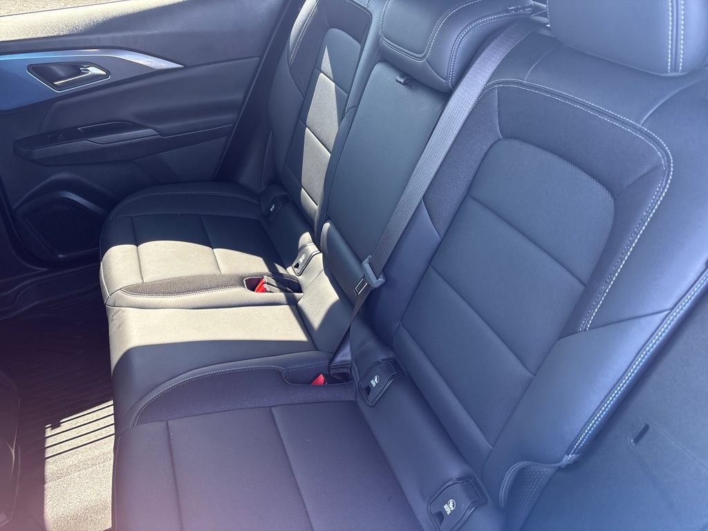 Used 2024 Chevrolet Equinox EV LT FWD image 14