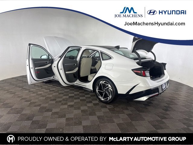 Certified 2025 Hyundai Sonata SEL image 18