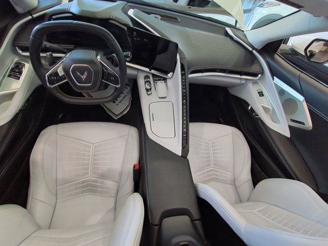 Used 2025 Chevrolet Corvette Stingray Premium Cpe w/ 3LT RWD image 15