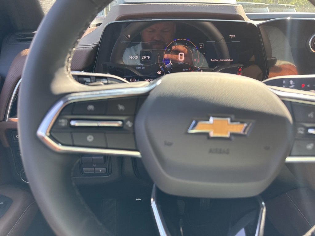 New 2025 Chevrolet Suburban High Country w/ Sun And Tow Package image 19