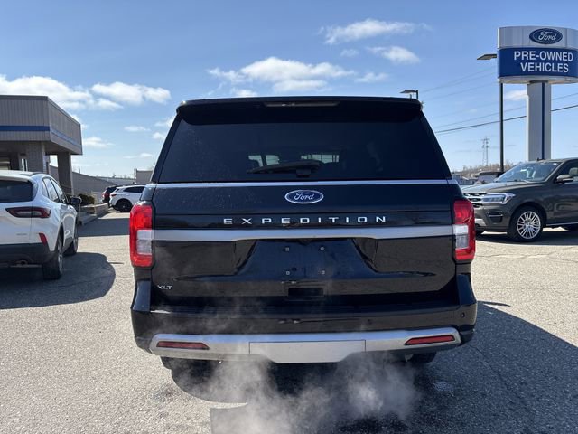Used 2024 Ford Expedition XLT image 6