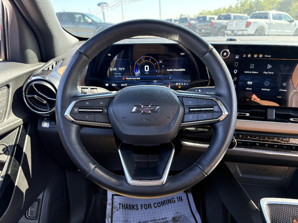 Used 2025 Chevrolet Equinox ACTIV w/ Safety and Technology Package AWD/4WD image 25