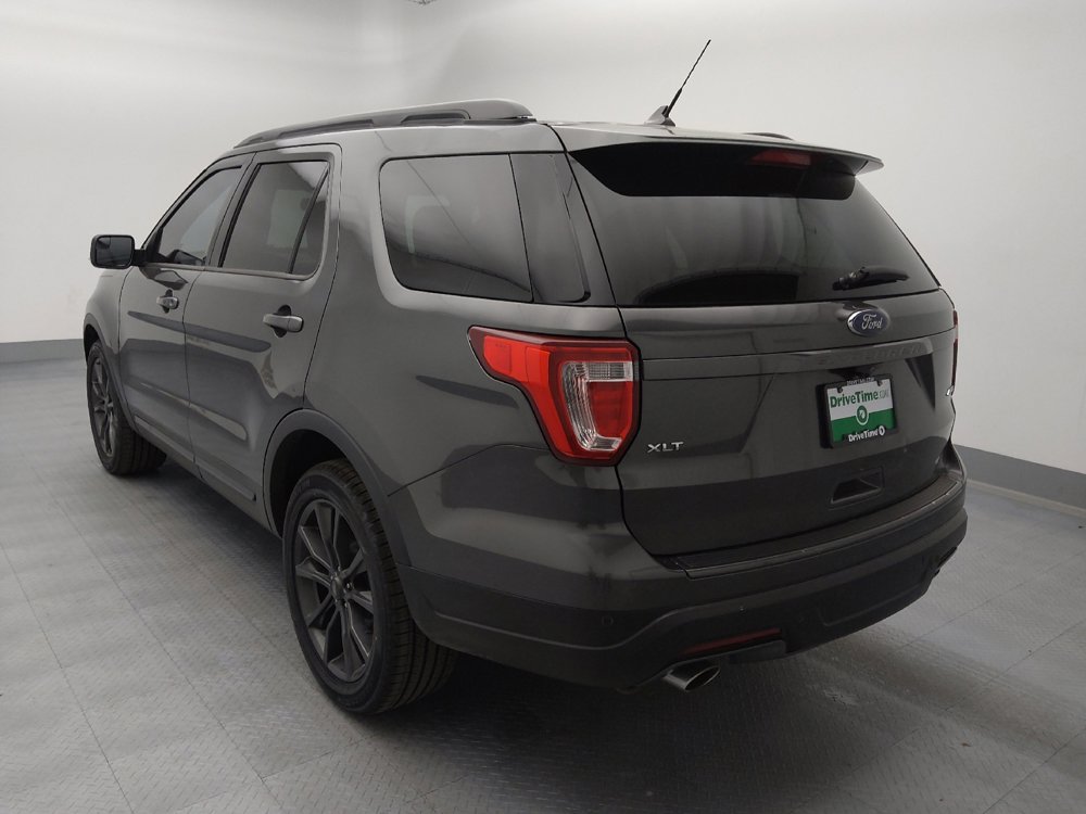 Used 2018 Ford Explorer XLT w/ Equipment Group 202A image 5