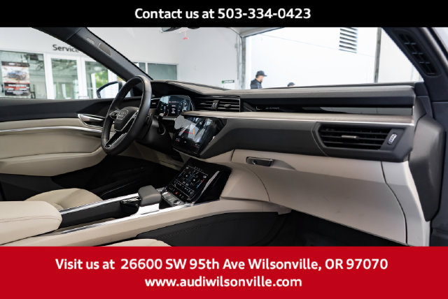Used 2024 Audi Q8 e-tron Premium Plus w/ Premium Plus Package AWD/4WD image 29