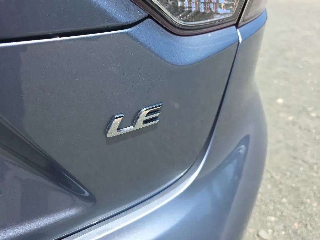 Used 2024 Toyota Corolla LE FWD image 12