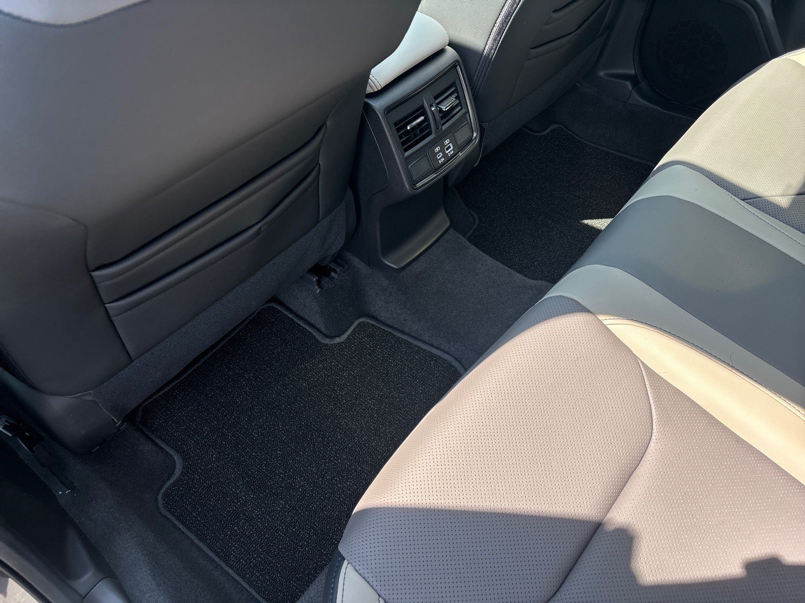 New 2026 Subaru Forester Limited AWD/4WD image 36