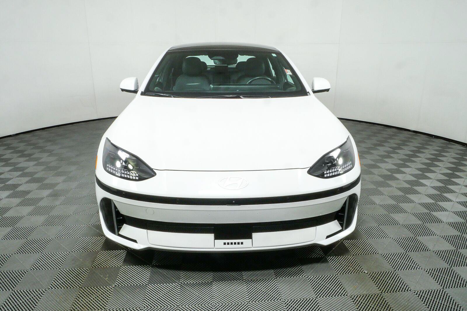 Used 2023 Hyundai Ioniq 6 Limited w/ Cargo Package RWD image 28