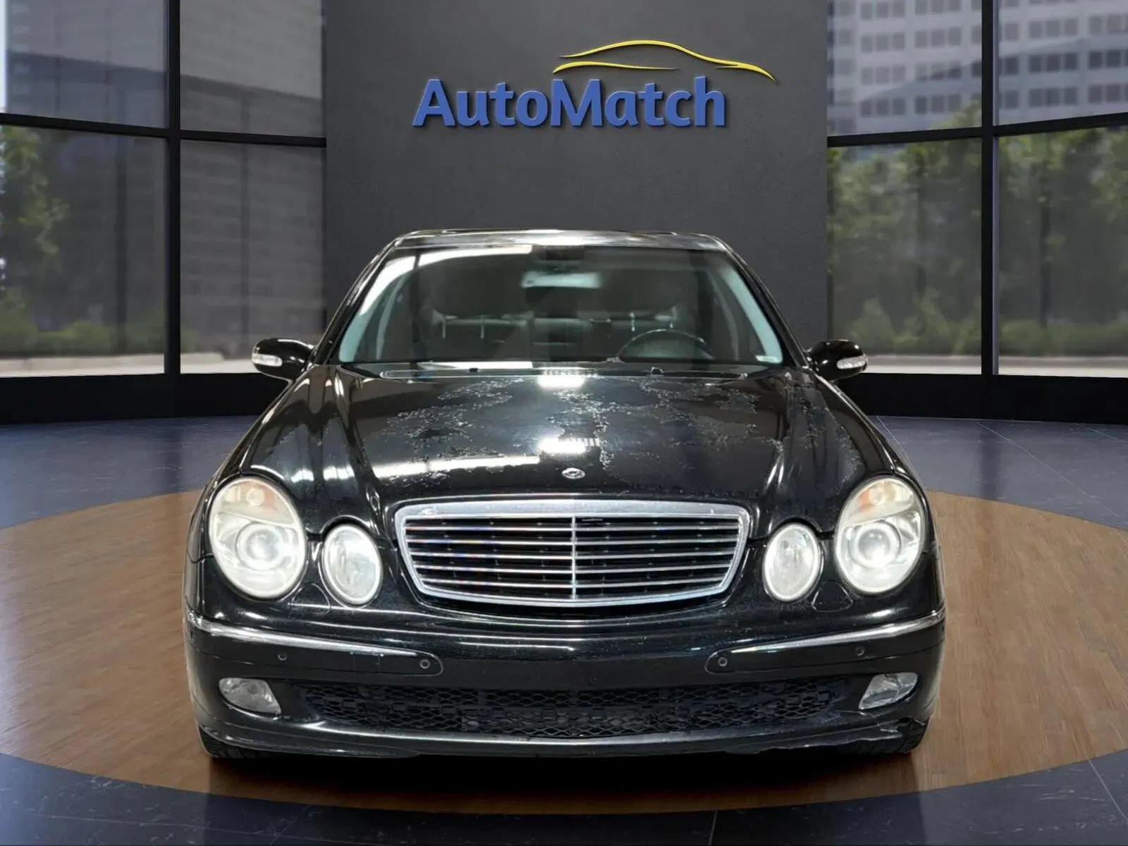 Used 2005 Mercedes-Benz E 500 Sedan image 2