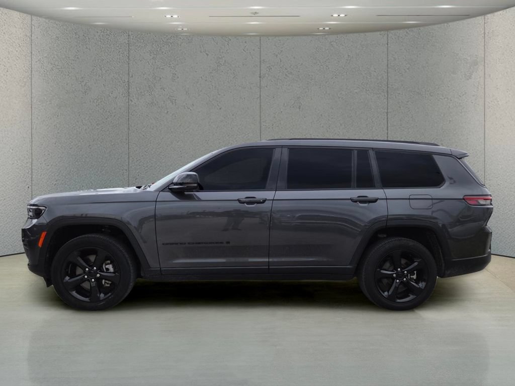 Used 2023 Jeep Grand Cherokee L Laredo RWD image 9