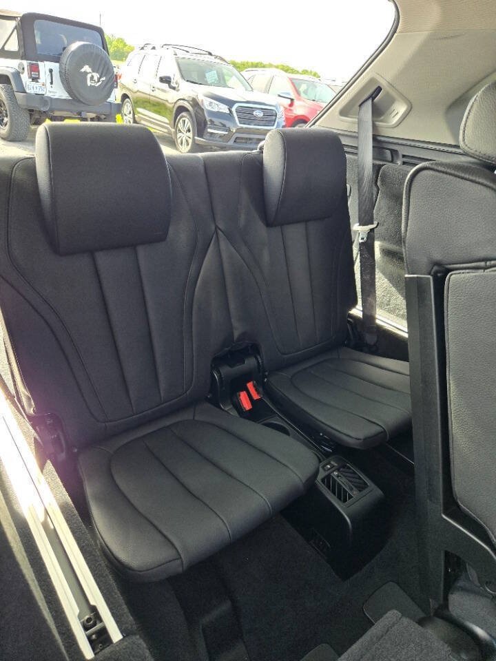 Used 2015 BMW X5 xDrive50i AWD/4WD image 27