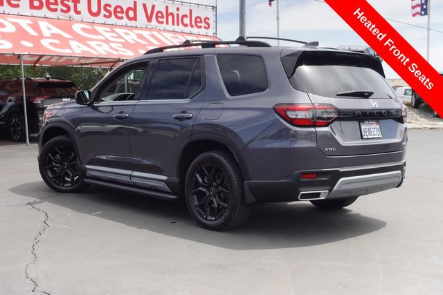Used 2025 Honda Pilot Elite image 9