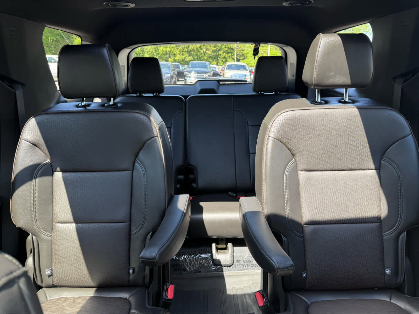Used 2023 Chevrolet Traverse High Country w/ LPO, Floor Liner Package AWD/4WD image 15