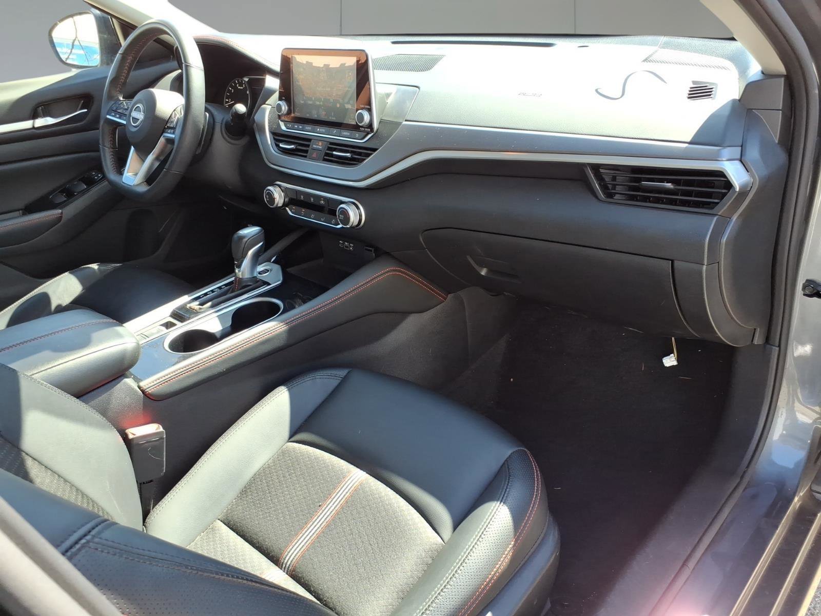 Used 2024 Nissan Altima 2.5 SR image 8