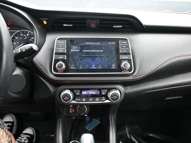 Used 2020 Nissan Kicks SR w/ SR Premium Package image 12