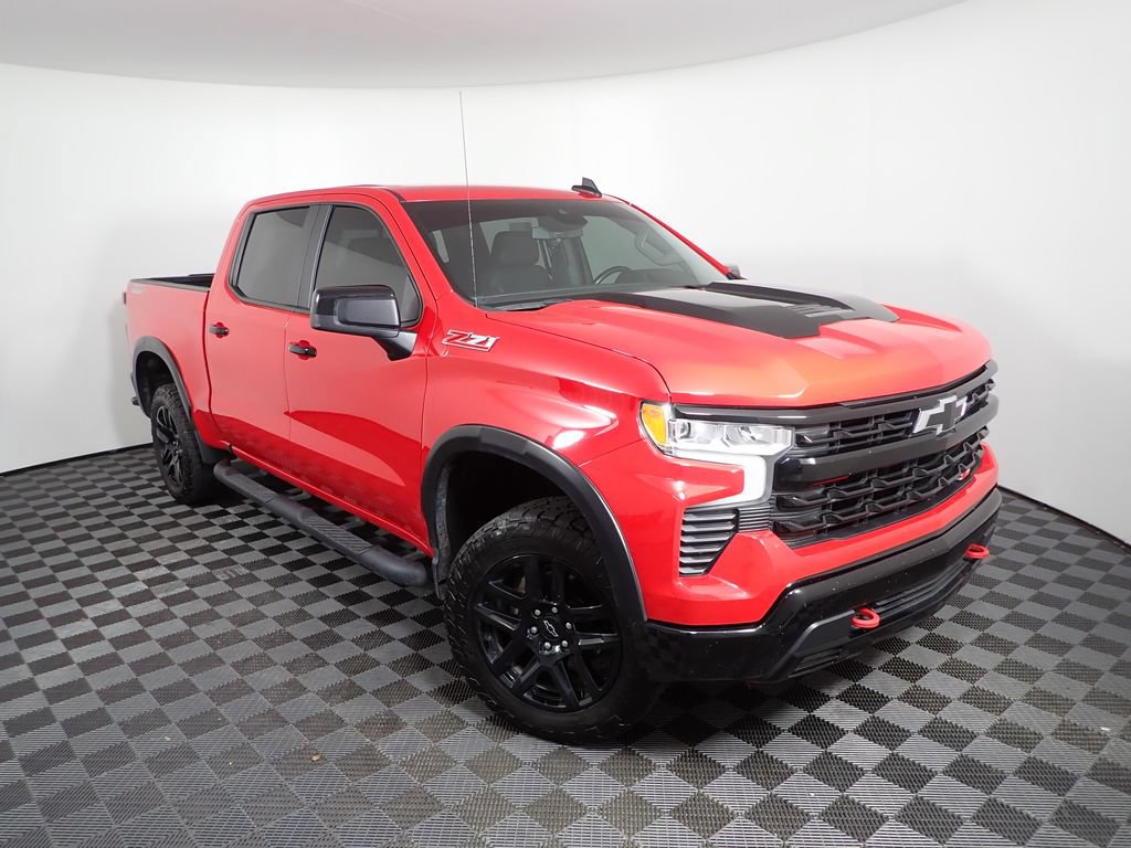 Used 2024 Chevrolet Silverado 1500 LT Trail Boss w/ Convenience Package II AWD/4WD image 8