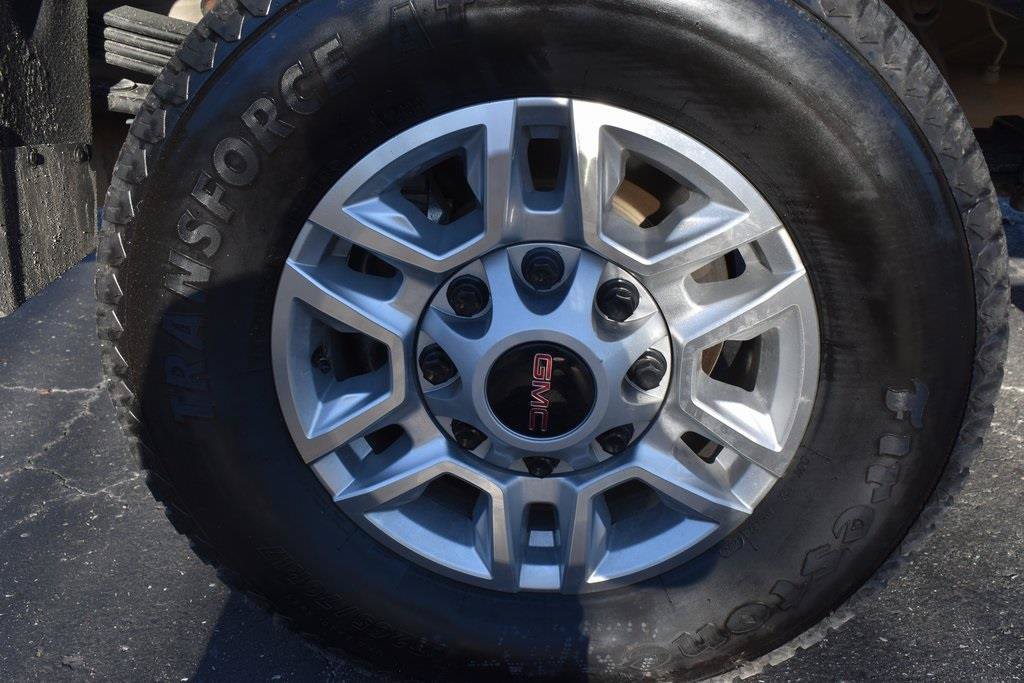 Used 2023 GMC Sierra 2500 SLT w/ SLT Convenience Package AWD/4WD image 39