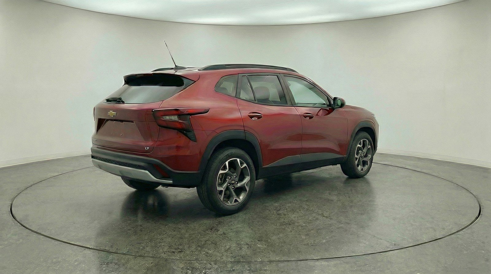 Used 2025 Chevrolet Trax LT image 9