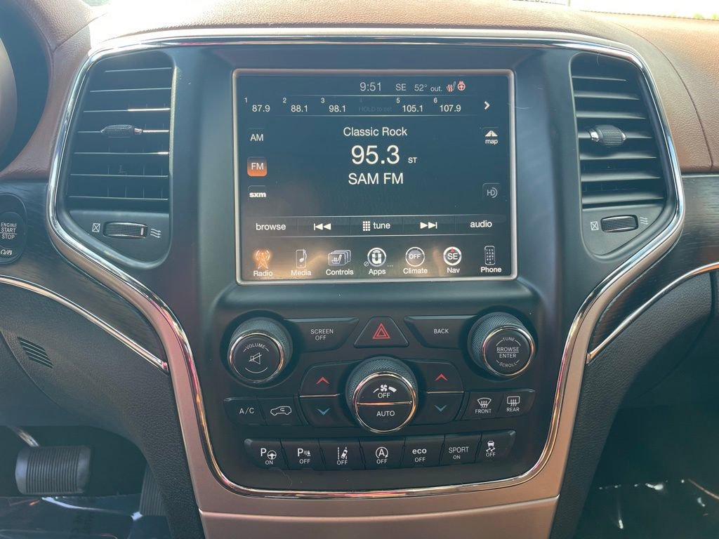 Used 2017 Jeep Grand Cherokee Summit w/ Platinum Series Group AWD/4WD image 26