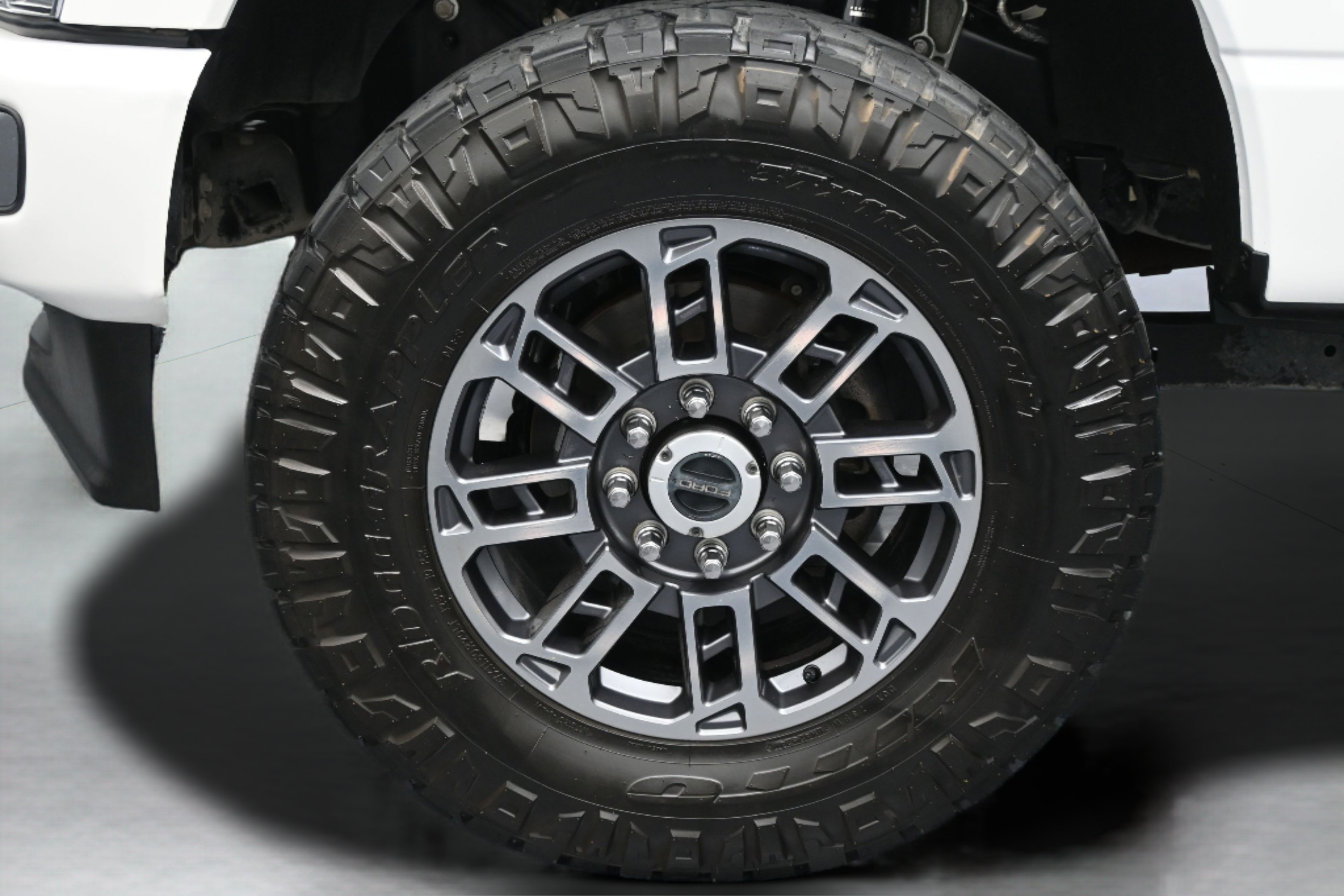Used 2024 Ford F250 Limited w/ FX4 Off-Road Package AWD/4WD image 10