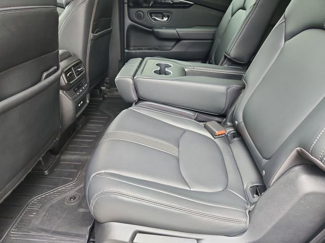 Used 2023 Honda Pilot Touring image 25