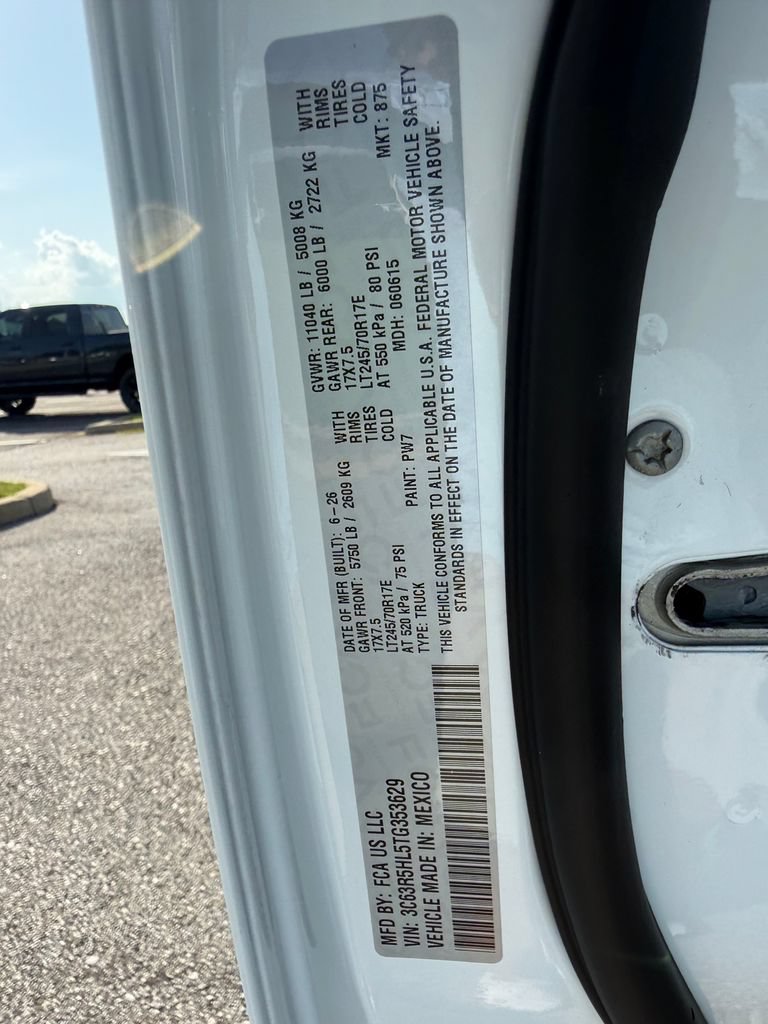 New 2026 RAM 2500 Tradesman AWD/4WD image 32