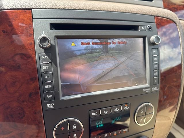 Used 2013 Chevrolet Avalanche LTZ image 22