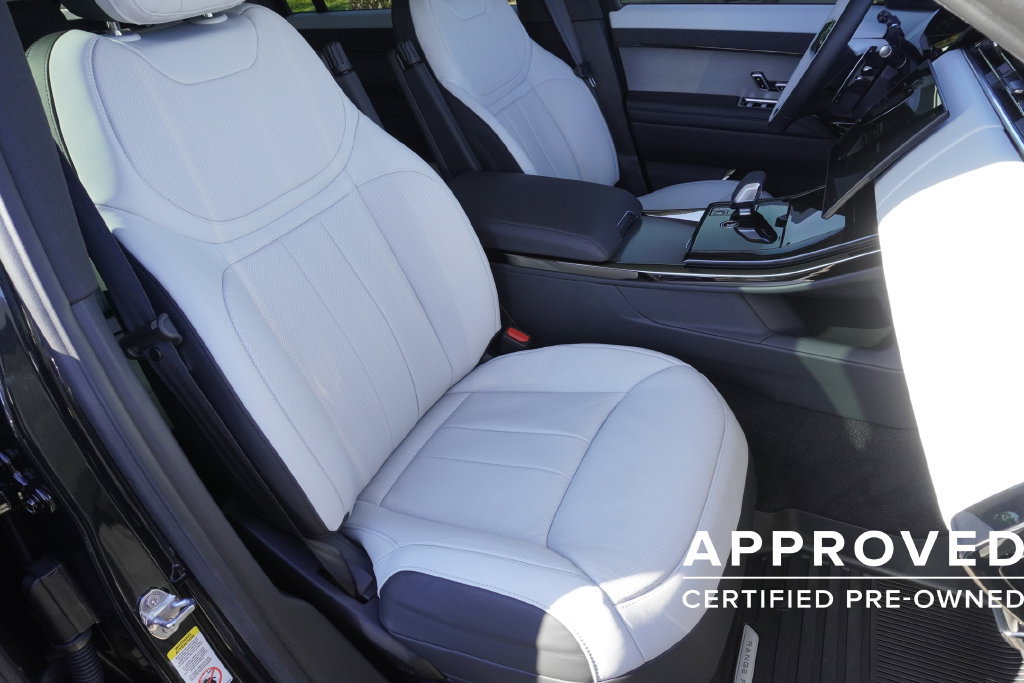 Used 2025 Land Rover Range Rover Sport Dynamic SE AWD/4WD image 24