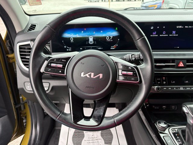 Used 2024 Kia Seltos S AWD/4WD image 16
