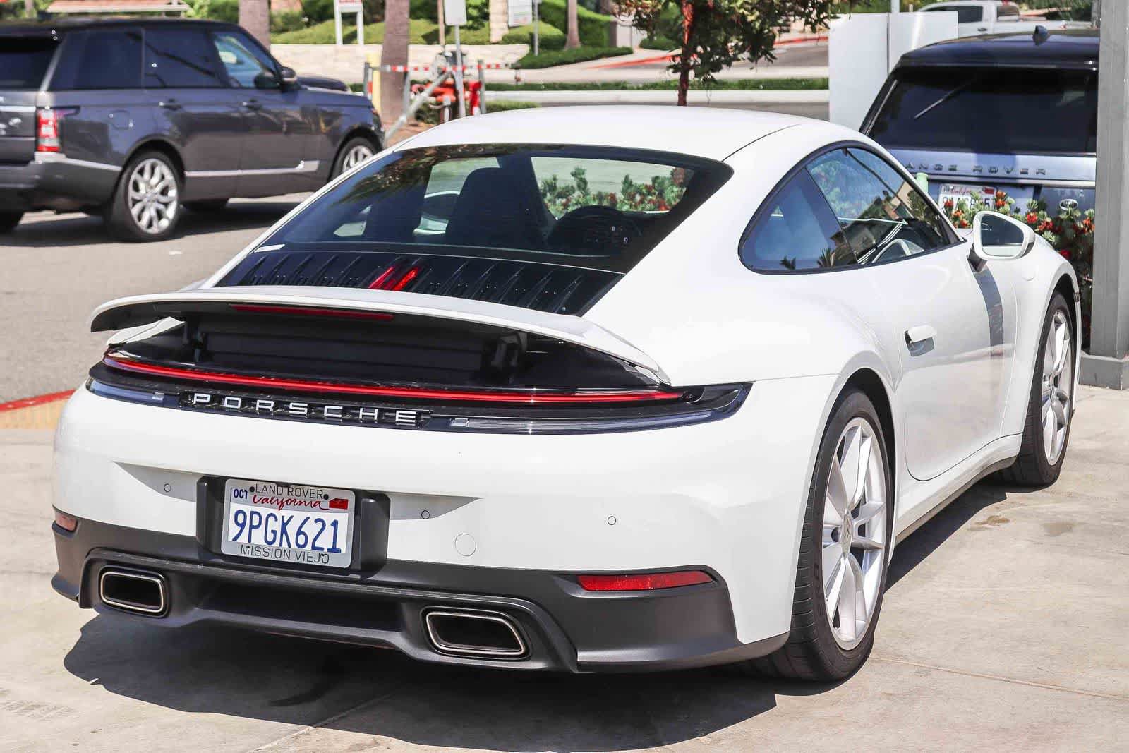 Used 2025 Porsche 911 Carrera RWD image 6