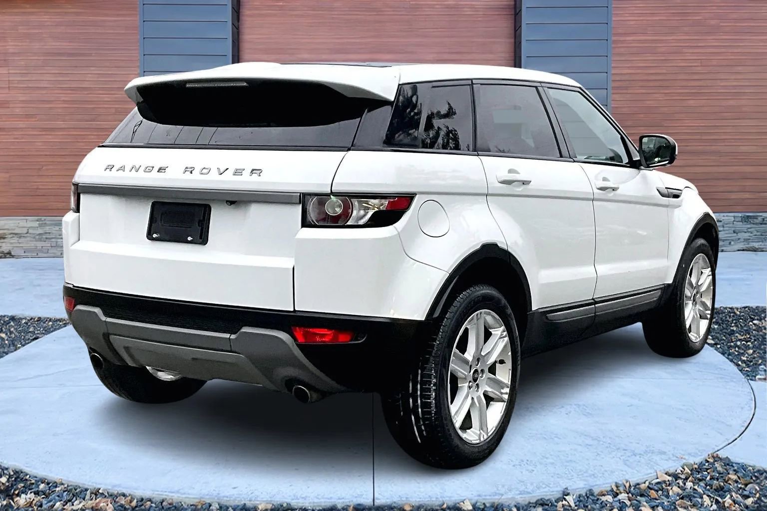 Used 2013 Land Rover Range Rover Evoque Pure Premium image 12