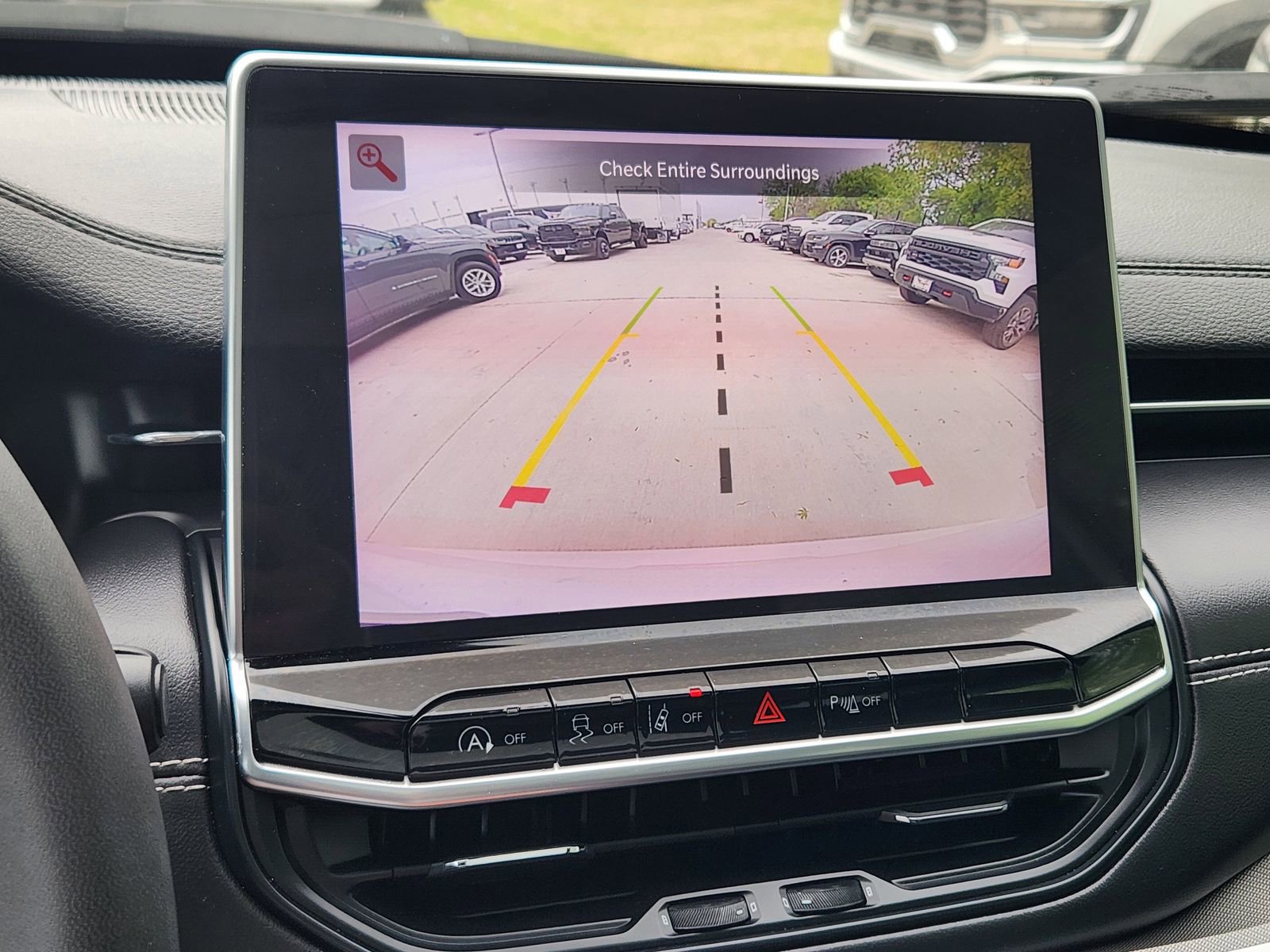 Used 2024 Jeep Compass Limited w/ High Altitude Package image 18