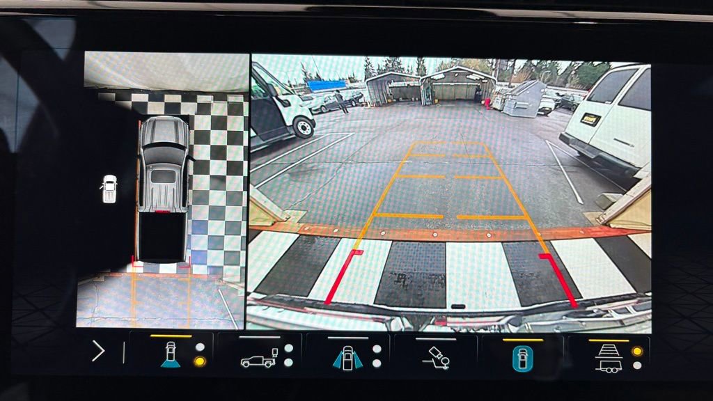 Used 2023 GMC Sierra 1500 AT4 w/ Technology Package image 39