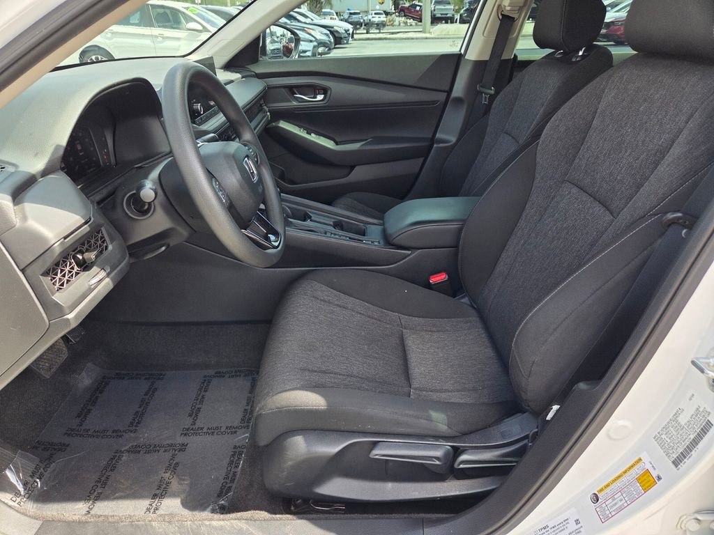 Used 2025 Honda Accord LX image 4