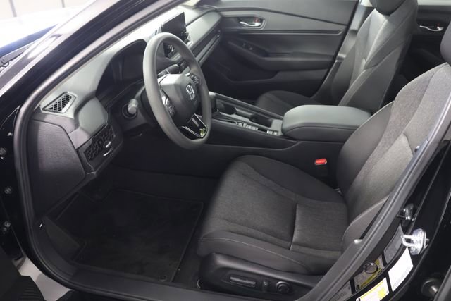 Certified 2025 Honda Accord SE image 19